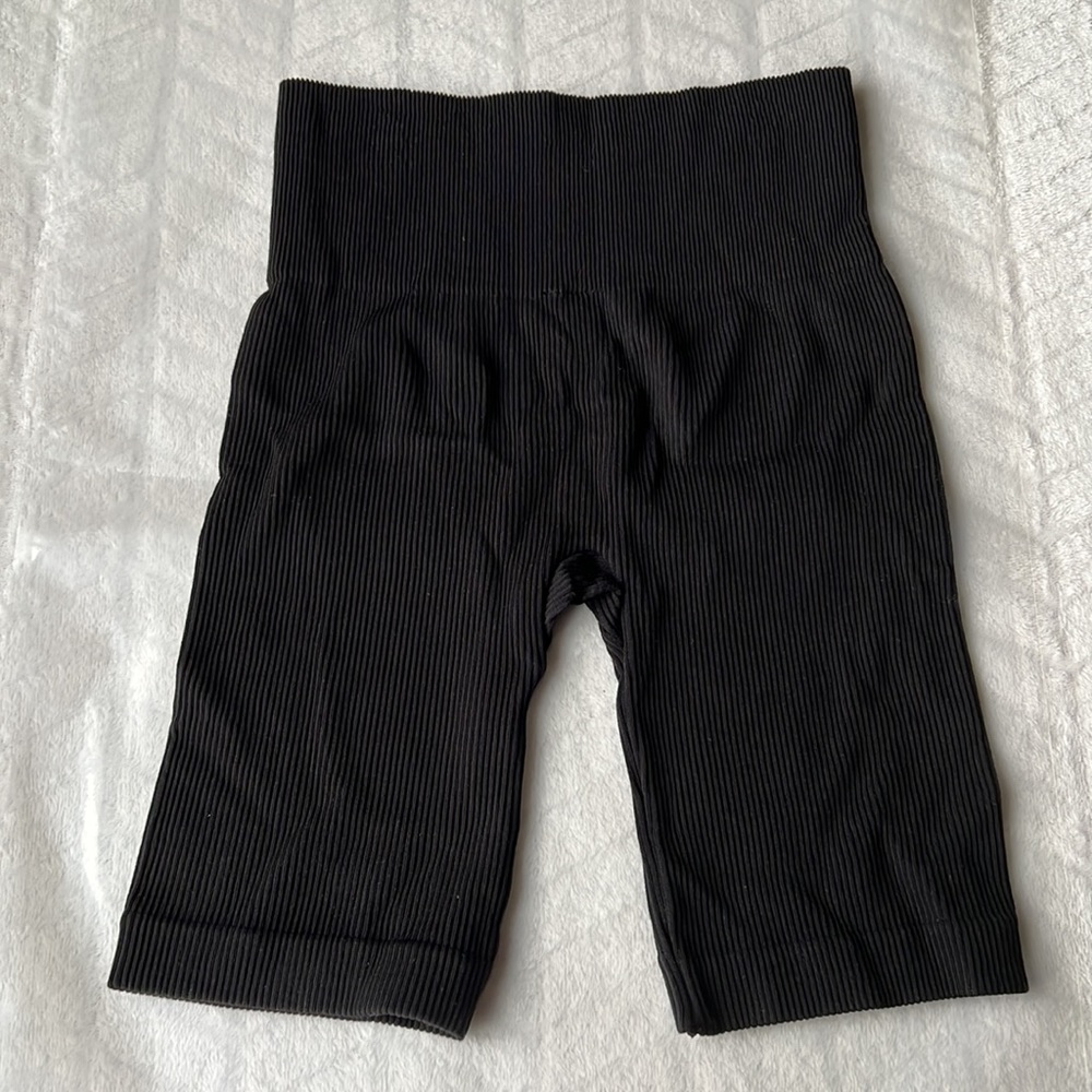 Commando Studio Rib Bike Short - Picture 10 of 10
